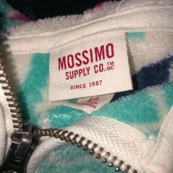 Light jacket zip up super fuzzy and soft - Picture 1 of 2